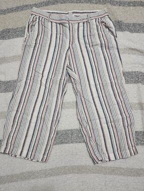 ⚠️Free Bundle Item Liz Claiborne Navy, Coral & Cream Striped Crop Pants